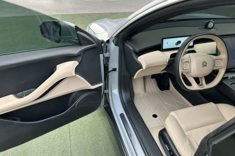 Used Nio ET5T 2023 75 kWh Touring