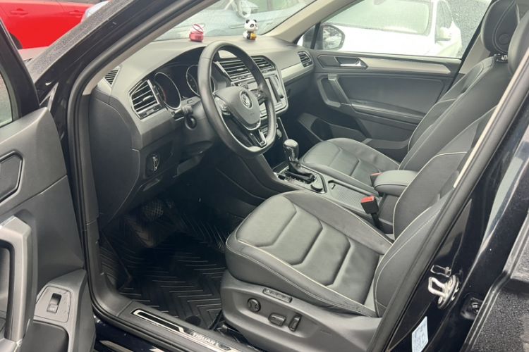 Used Volkswagen Tiguan L 2017 380TSI Automatic All-Wheel-Drive Flagship Edition
