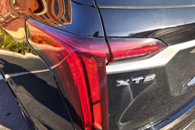 Used Cadillac XT6 2022 2.0T Six-Seater Four-Wheel-Drive Luxury Standard Edition
