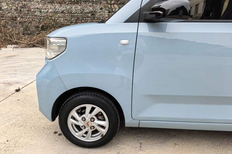 Used Wuling Hongguang MINIEV 2020 Zizai Version Lithium-NMC
