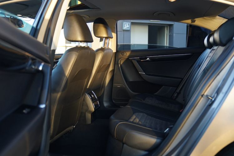 Used Volkswagen Magotan 2015 2.0 TSI Luxury Model
