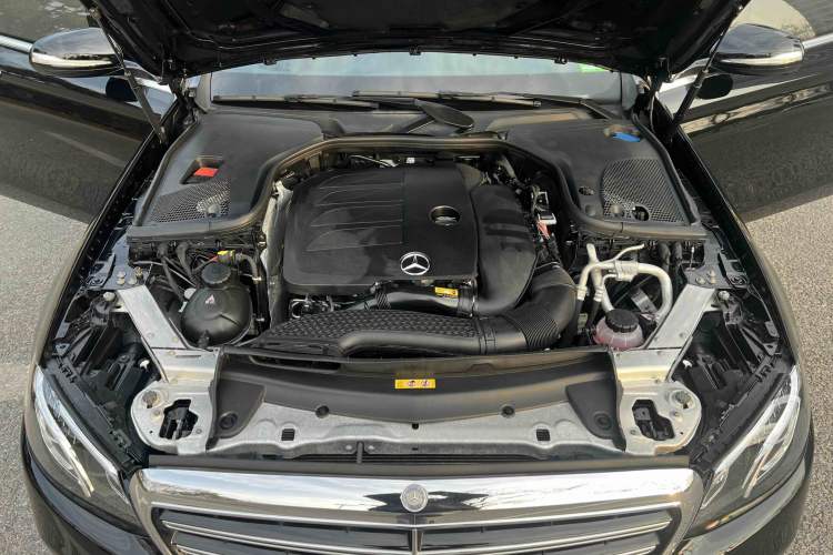 Used Mercedes-Benz E-Class 2019 E 260 L