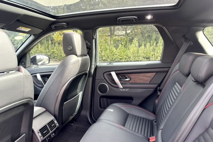 Used Land Rover Discovery Sport 2020 249 PS R-Dynamic Performance Tech Edition 5 Seats
