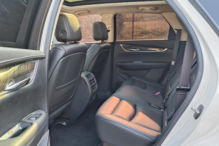 Used Cadillac XT5 2018 25T Luxury Model