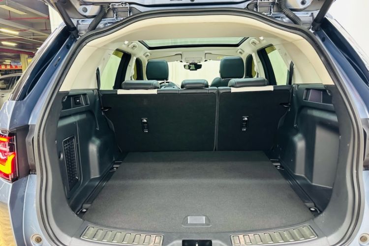 Used Land Rover Discovery Sport 2020 249 PS R-Dynamic Performance Tech Edition 5 Seats
