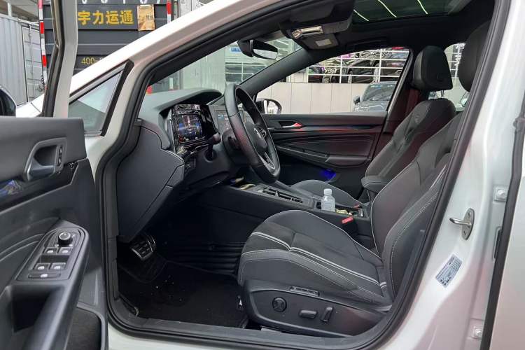 Used Volkswagen Golf 2021 280TSI DSG R-Line
