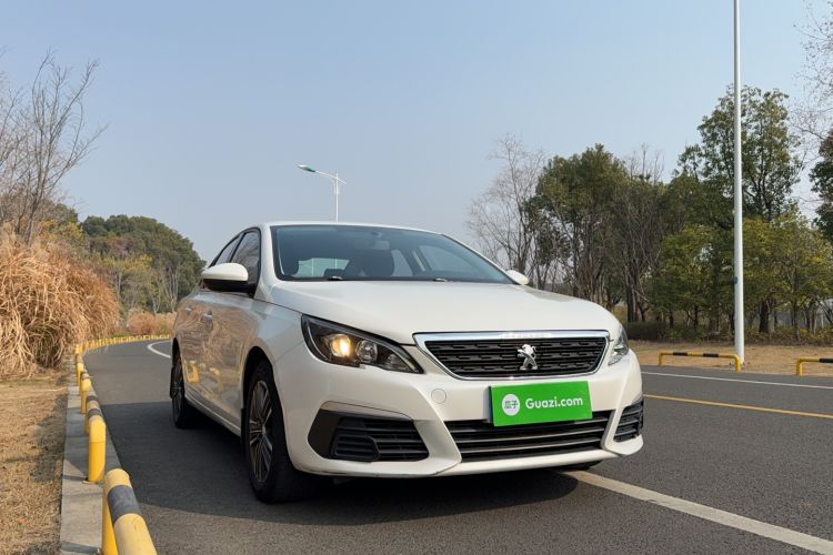 Used Peugeot 308 2016 1.6L Manual Fashion Edition
