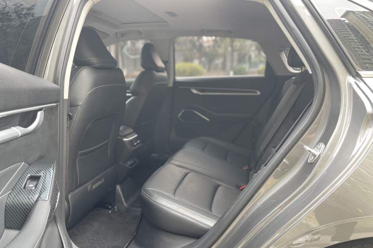 Used Geely Auto Emgrand 2023 4th Generation Champion Edition 1.5L CVT Prestige Model
