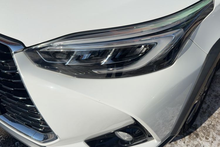 Used Toyota YARiS L 2022 X-Trail 1.5L CVT Luxury PLUS Edition