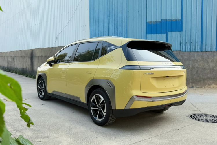 Used AION Y 2022 Plus 70 Smart Edition
