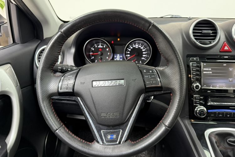 Used Haval H6 2016 Upgraded Model 1.5T Manual Two-Wheel Drive Elite Version
