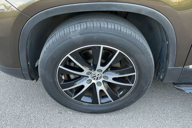 Used Volkswagen Tiguan 2015 1.8TSI Automatic Two-Wheel Drive Luxury Model
