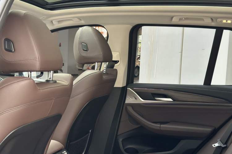 Used BMW X3 2018 xDrive28i Luxury Package China VI Emission Standard
