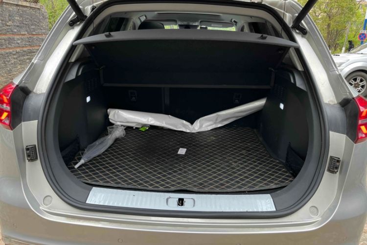 Used Hongqi HS5 2019 2.0T Smart Connect Flagship All-Wheel-Drive Version
