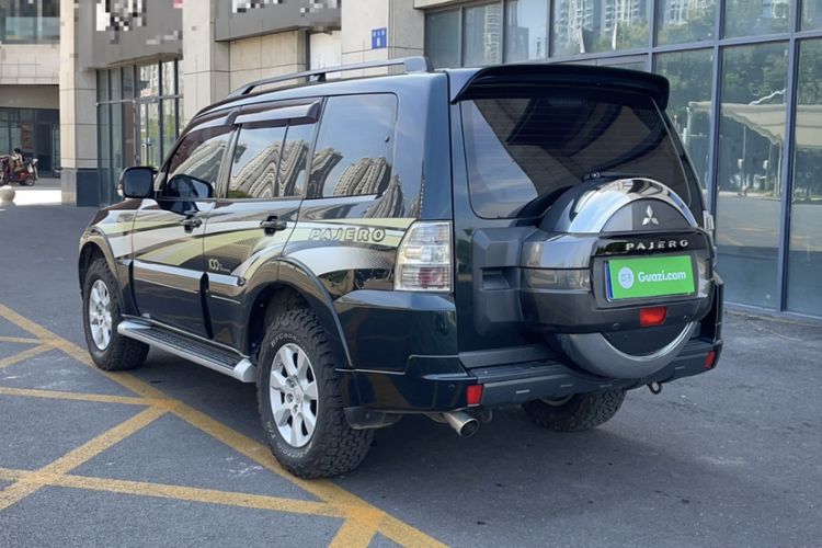 Used Mitsubishi Pajero 2016 3.0L Automatic Standard Version China V Standard
