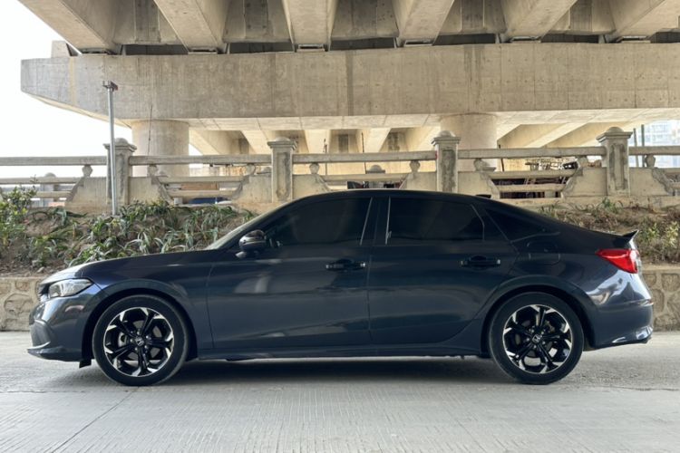 Used Honda Civic 2022 240TURBO CVT Dynamic Edition
