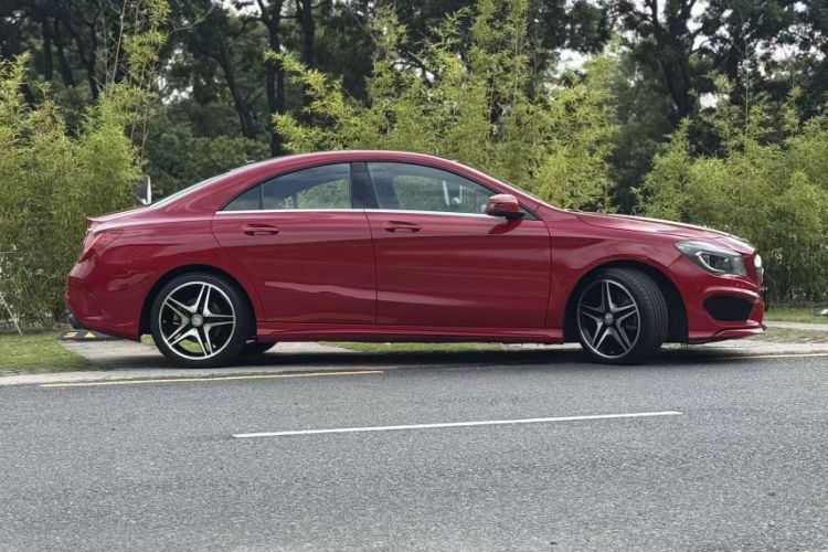 Used Mercedes-Benz CLA 2015 CLA 220 4MATIC
