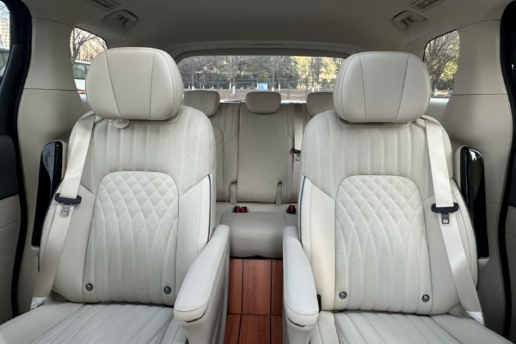 Used VOYAH Dream 2022 0-Emission Edition Dream+ Smart Range Package – 605 km
