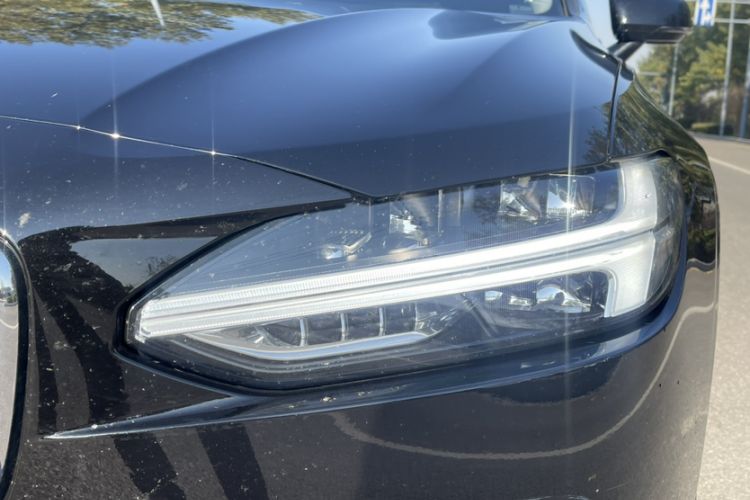 Used Volvo S90 2020 T5 Zhiyi Luxury Edition
