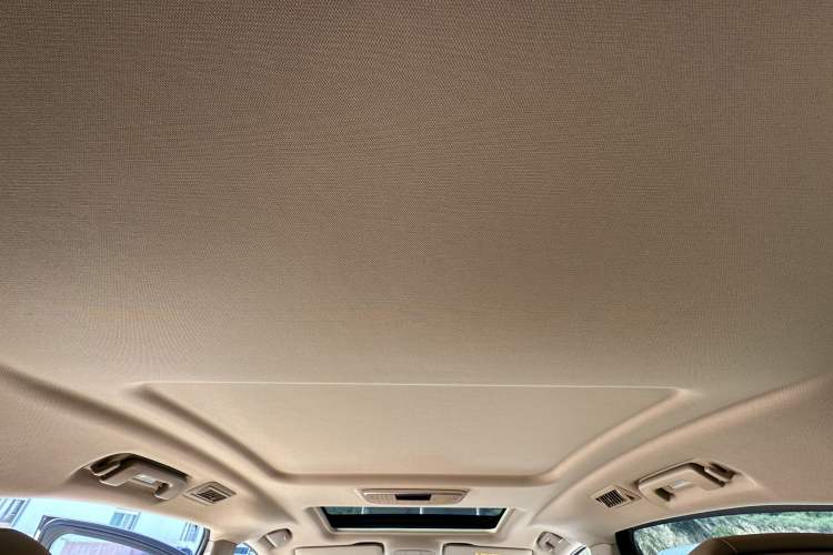 Used Buick GL8 2017 ES 28T Premium Version China V Standard
