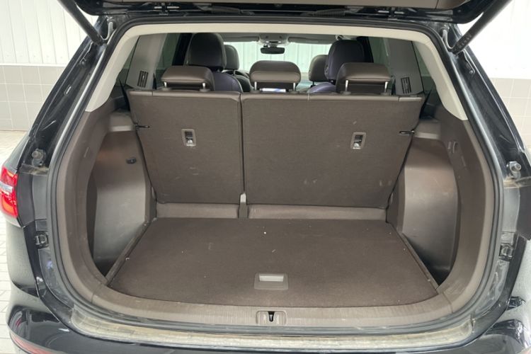 Used Volkswagen Viloran 2024 380TSI Luxury Edition
