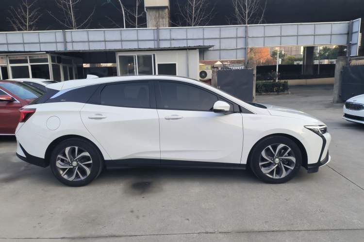 Used Buick Velite 6 2022 Plug-in Hybrid Connected Smart Edition
