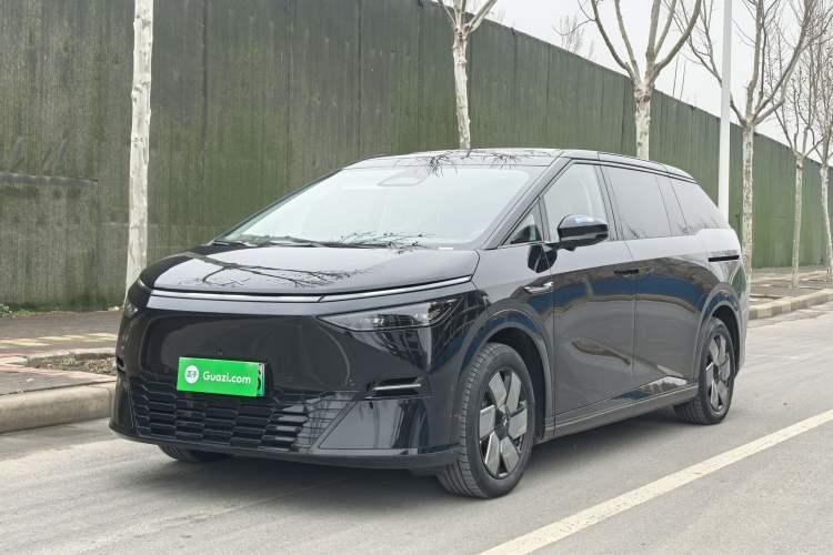 Used XPeng X9 2025 650 Long-Range Max