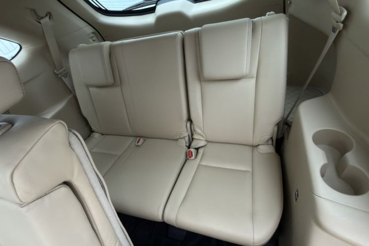 Used Toyota Highlander 2015 2.0T Two-Wheel Drive Luxury Edition 7 Seats
