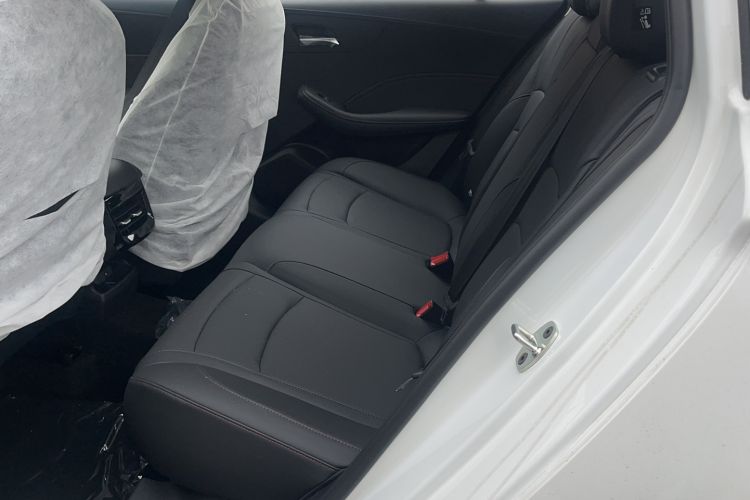 Used Roewe i5 2023 1.5L CVT Luxury Edition
