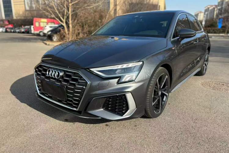 Used Audi A3 2021 Sportback 35 TFSI Fashionable Sports Model
