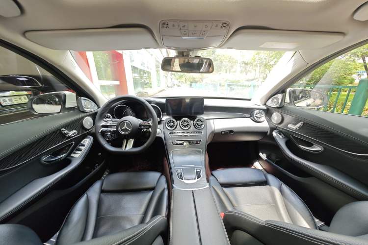 Used Mercedes-Benz C-Class 2017 Restyled C 180 L Fashion Edition Sport Version
