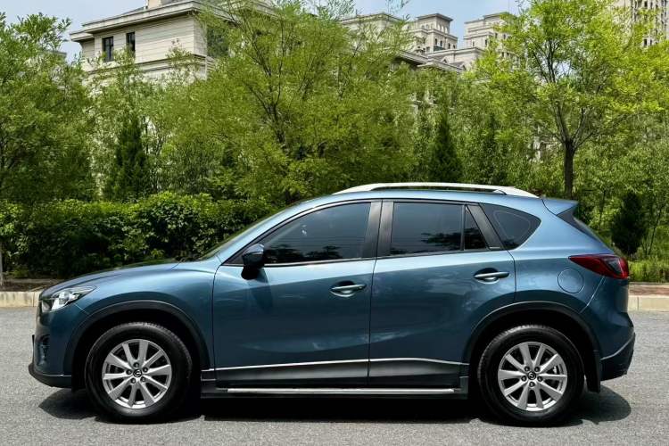 Used Mazda CX-5 2015 2.0L Automatic Two-Wheel Drive Urban Version
