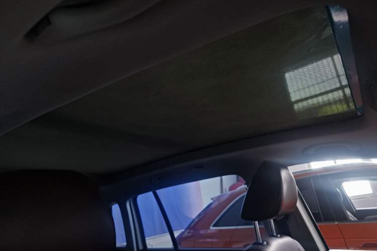 Used Volkswagen Tiguan 2015 1.8TSI Automatic All-Wheel-Drive Luxury Model
