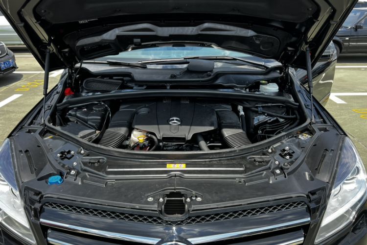 Used Mercedes-Benz R-Class 2017 R 320 4MATIC Business Edition Prestige Model