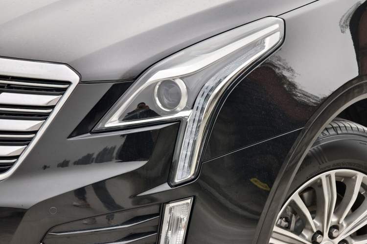 Used Cadillac XT5 2018 25T Luxury Model