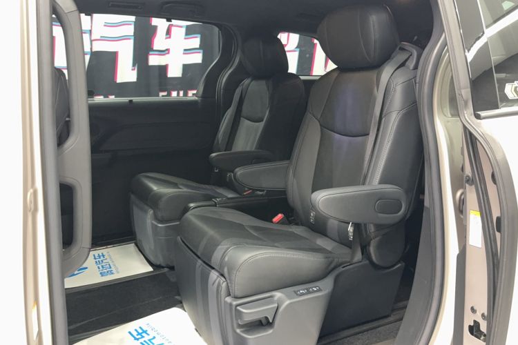 Used Toyota Sienna 2021 2.5L Hybrid Premium Edition
