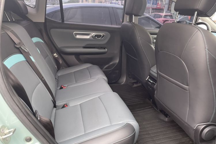 Used AION Y 2023 Plus 610 Smart Edition Ternary Lithium
