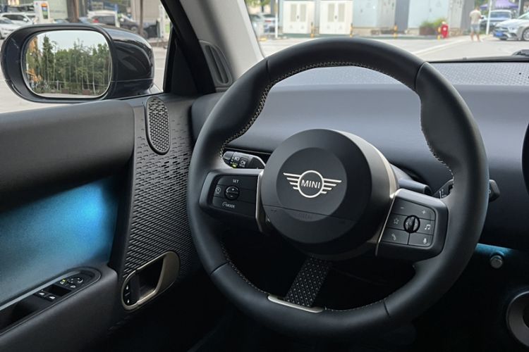 Used  Electric MINI COOPER 2024 456km COOPER E Classic Edition
