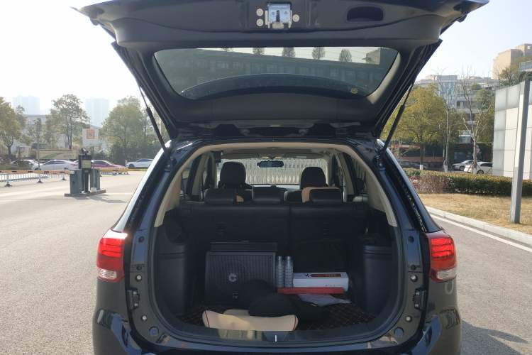 Used Mitsubishi Outlander 2018 2.0L Two-Wheel Drive Glory Edition 5 Seats