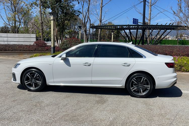 Used Audi A4L 2020 40 TFSI Luxury Dynamic Model
