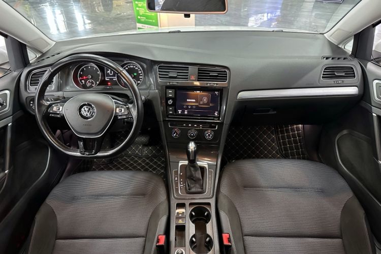 Used Volkswagen Golf 2019 280TSI DSG Comfort Version China VI Standard