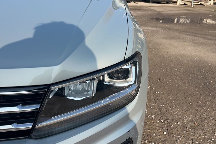 Used Volkswagen Tiguan L 2019 Updated Version 330TSI Automatic Two-Wheel Drive Panoramic Comfort Edition China VI Standard
