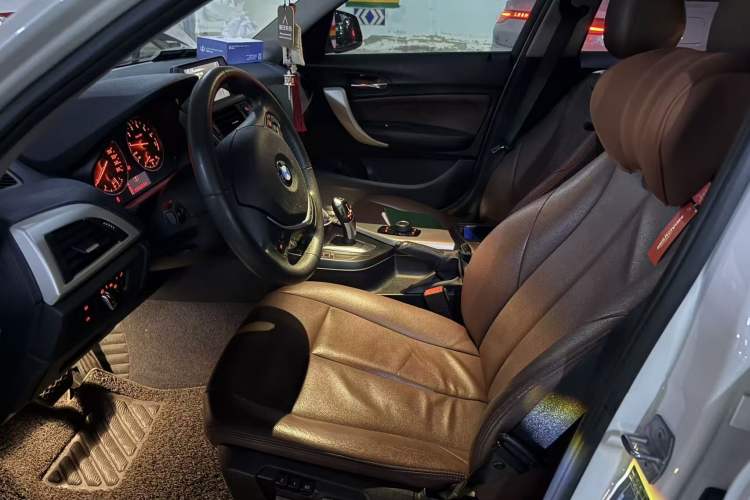 Used BMW 1 Series 2015 120i Leading Model
