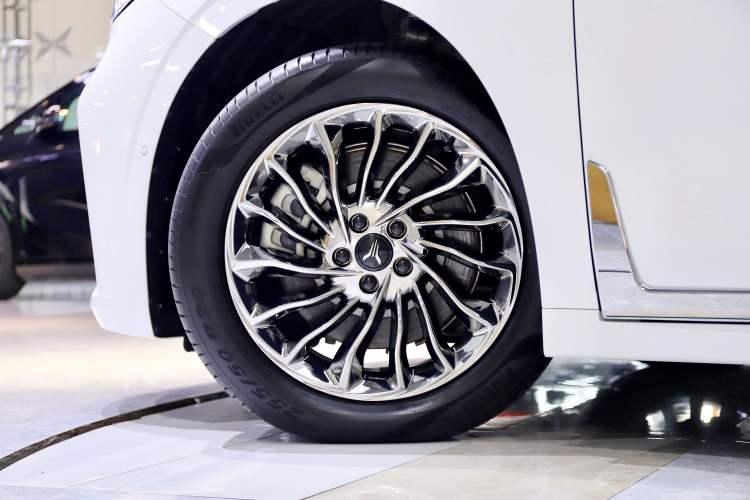 Used VOYAH Dream 2024 PHEV Ultra-Long Range Flagship Edition