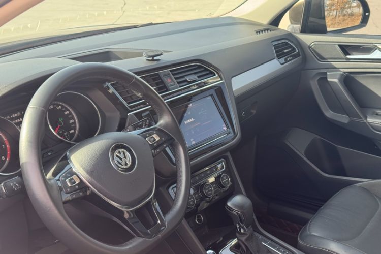 Used Volkswagen Tiguan L 2018 Facelift 330TSI Automatic Two-Wheel Drive Luxury Edition