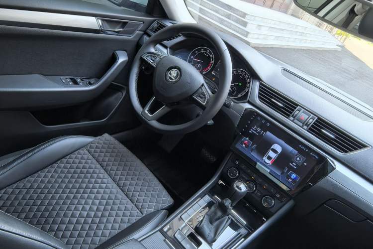 Used Skoda Superb 2016 TSI280 DSG Innovation Edition
