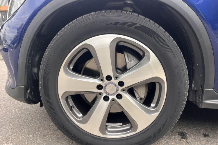 Used Mercedes-Benz GLC 2016 GLC 300 4MATIC Dynamic Model
