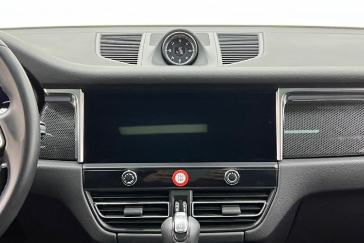 Used Porsche Macan 2022 Macan 2.0T
