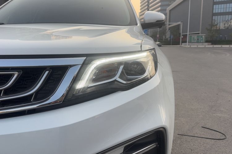 Used Geely Auto Emgrand X7 Sport 2018 1.8TD Automatic Two-Wheel Drive Smart 4G Connected Version