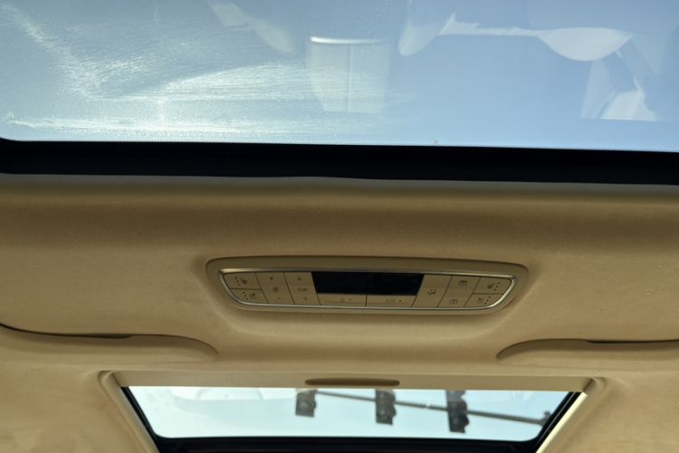 Used Buick GL8 2023 ES Lu Zun Luxury Model
